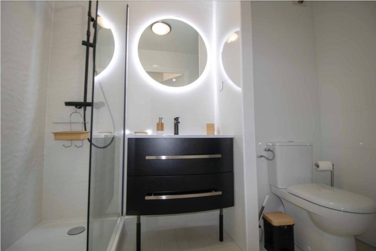 Bright Apt Of 32 M Renovated Near Town Фрежюс Экстерьер фото
